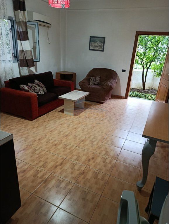 Affitto, Appartamento 1+1+ Posto Auto, Collina del Prete