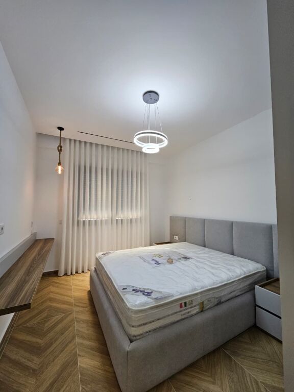 Shiten 2 apartamente 1+1,oasis,kati i 1 banim,2400€/m²