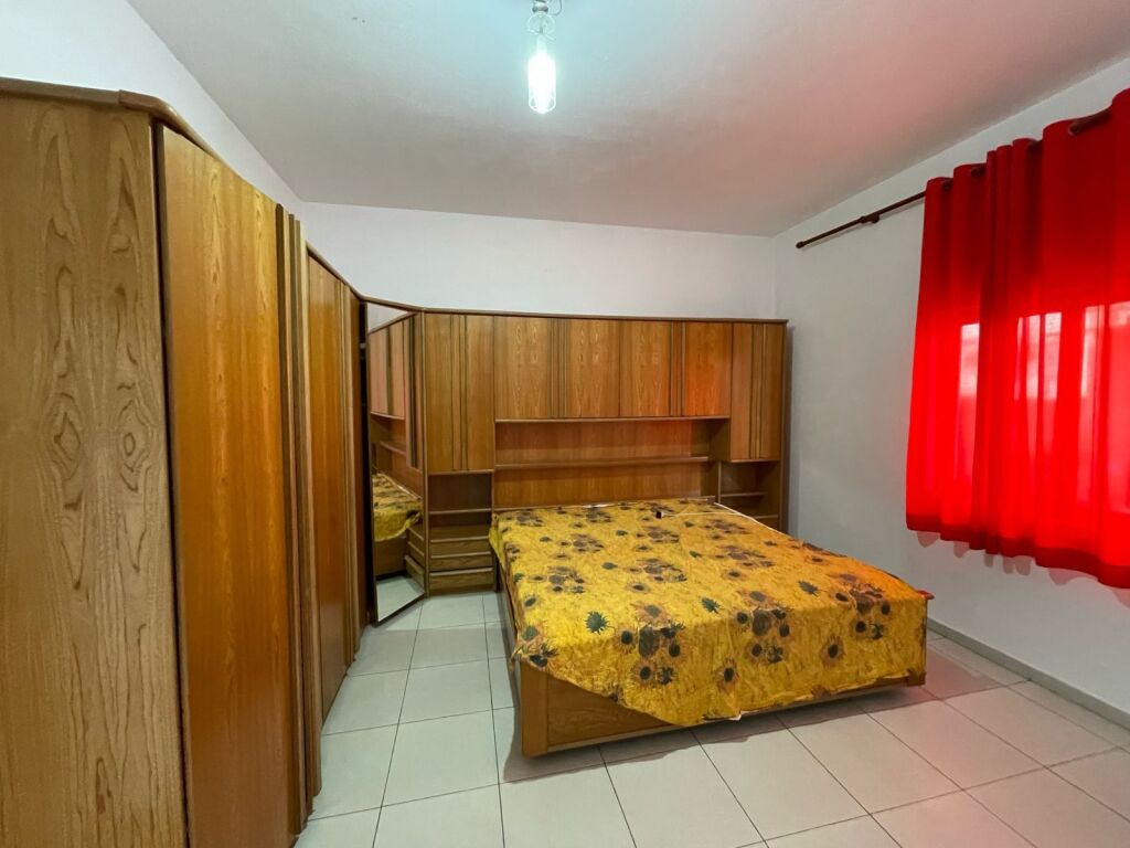 Affittasi 2+1 vicino al pozzo ad Astir 400€