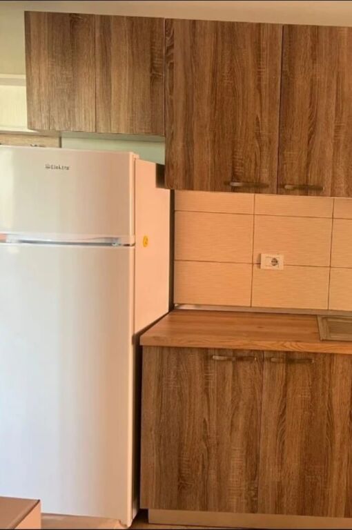 GARSIONERE 23000 LEKE.ISH TREGU ELEKTRIK
