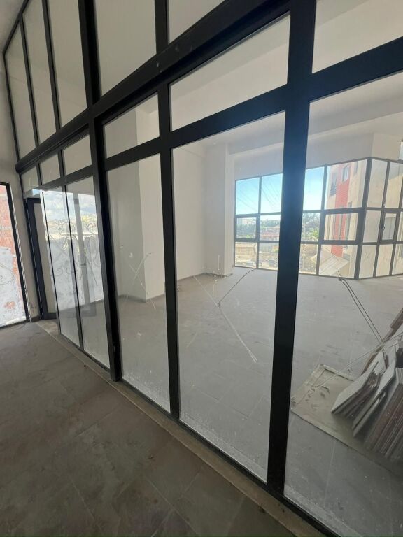 UFFICIO IN AFFITTO 180M2 ASTIR