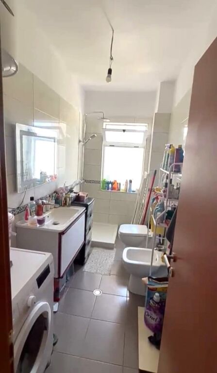 Affittasi appartamento 1+1, 400 € ad Astir