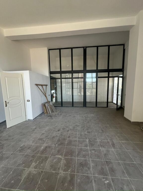 UFFICIO IN AFFITTO 180M2 ASTIR