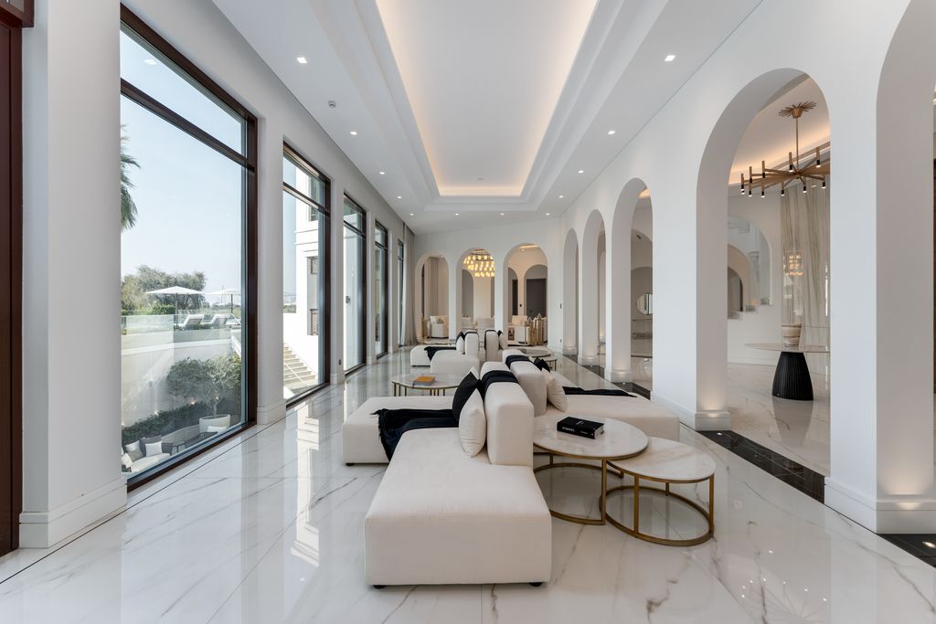 Super Luxury Villa for Sale with Pool – An Elite Residence