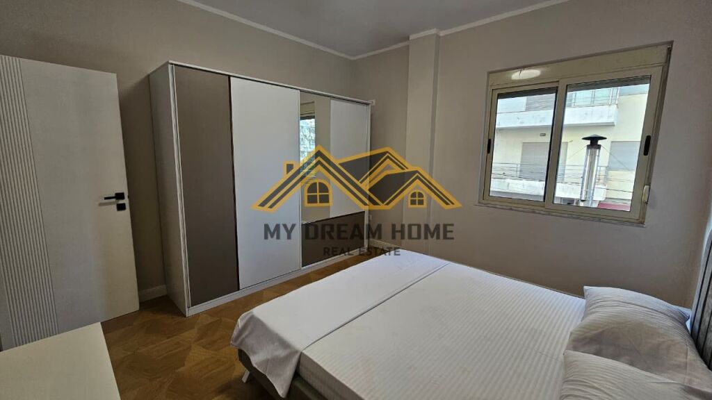 SHITET APARTAMENT 1+1 PLAZH DURRES