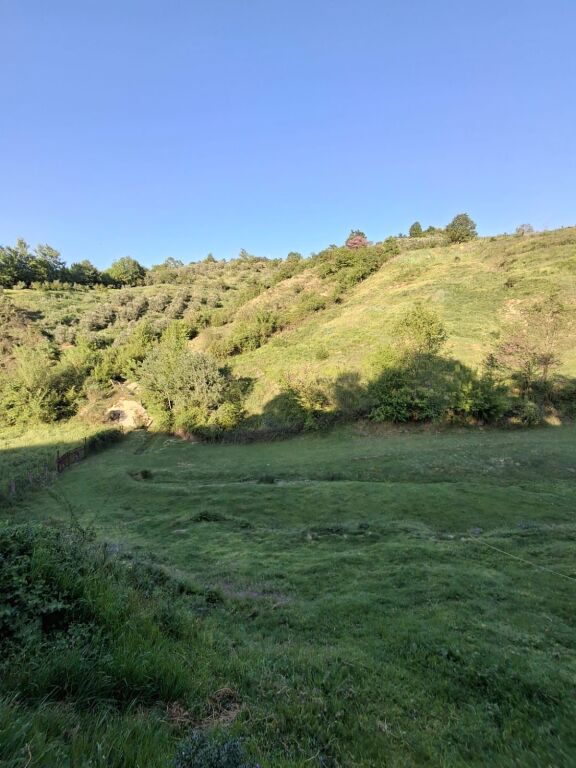 Terreno e edificio in vendita – Pezë e Vogël