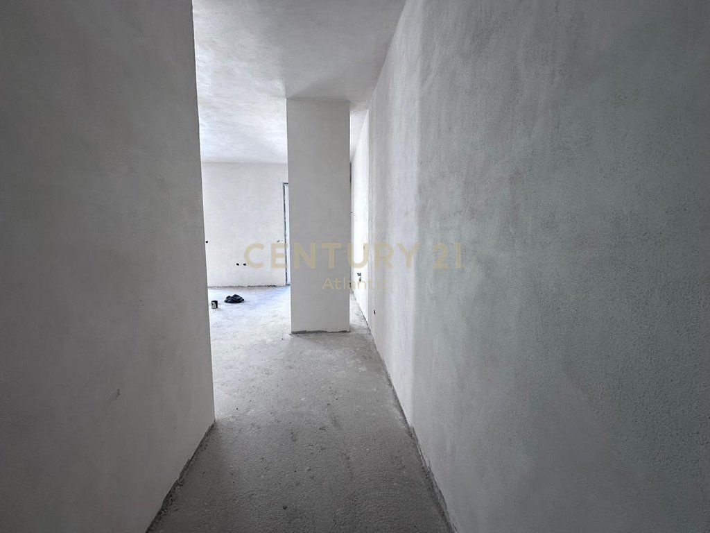 SHITET APARTAMENT 1+1 NE GOLEM, NDERTIM I RI!
