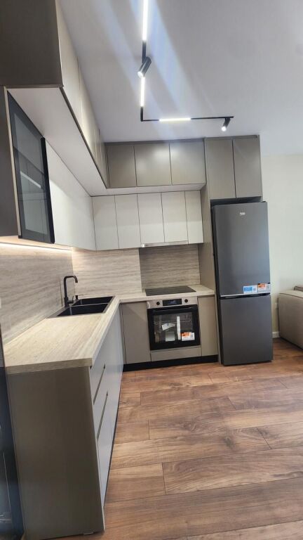 🏡 Appartamento 1+1 in vendita a Mine Peza, vicino al Centro di Tirana