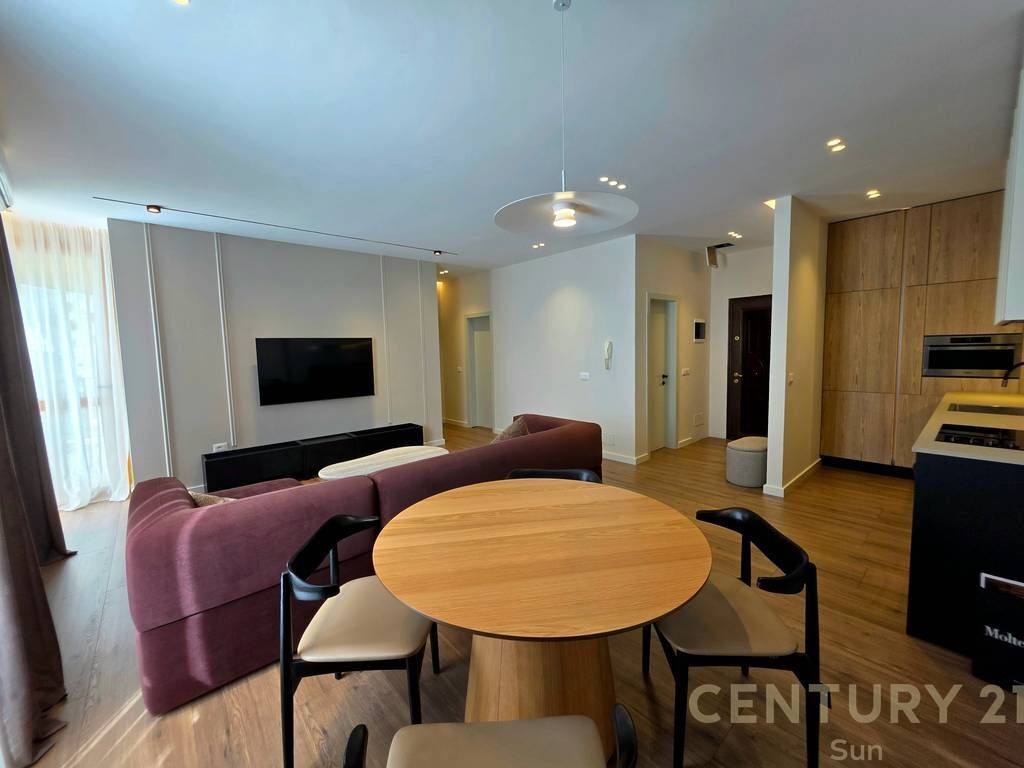 APPARTAMENTO 2+1+PARCHEGGIO IN AFFITTO NEL COMUNE DI PARIGI 1.200 € /Mese