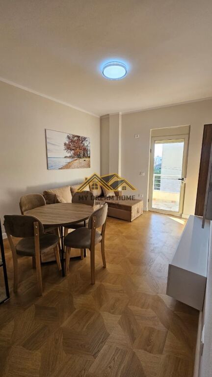 SHITET APARTAMENT 1+1 PLAZH DURRES