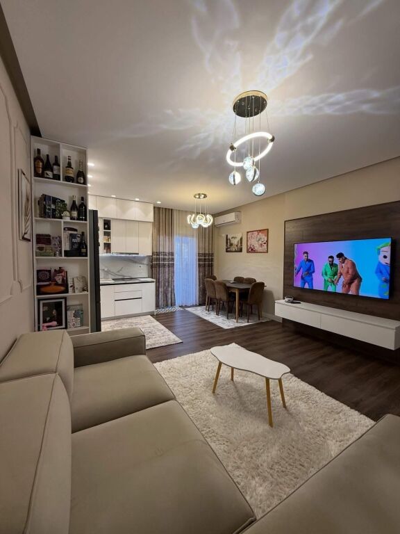 Shitet apartament 2+1+2 – 103 m² 📍 Fresk, Rruga e Teleferikut