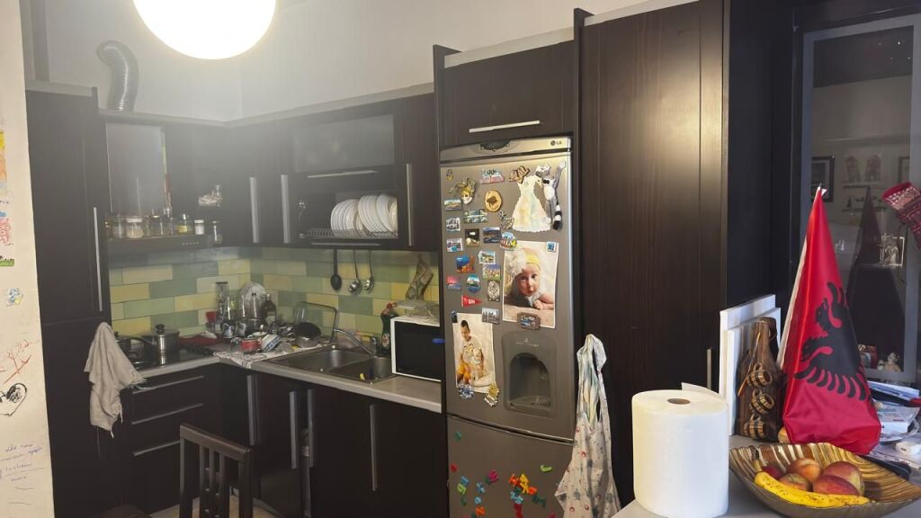 Apartament 2+1 per shitje , Rruga Kavajes