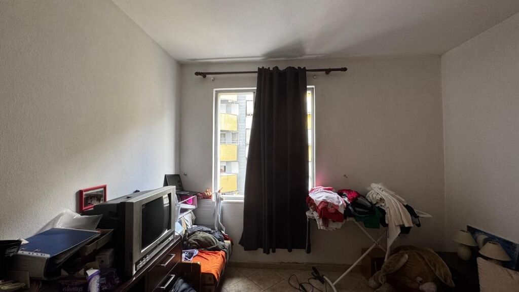 Apartament 2+1 per shitje , Rruga Kavajes