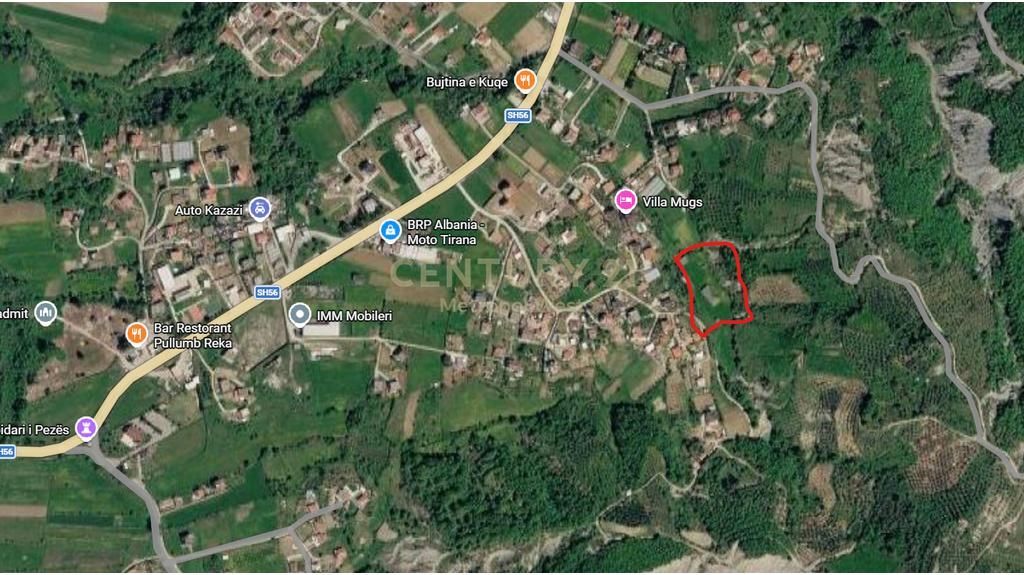 Terreno e edificio in vendita – Pezë e Vogël