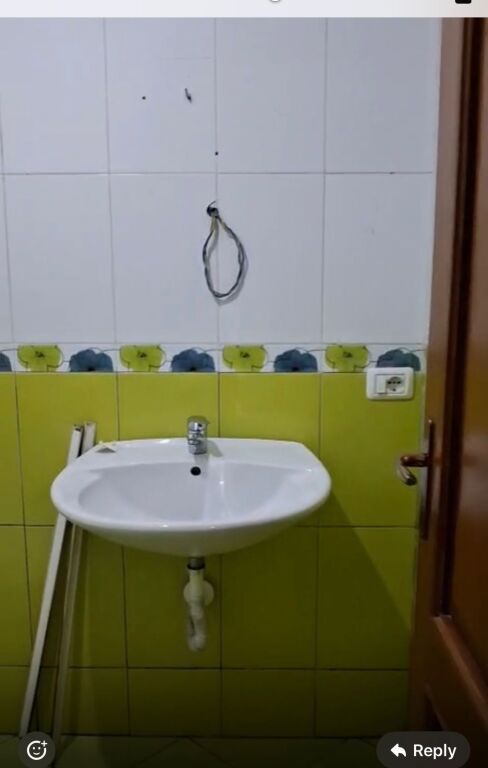 Affittasi appartamento 2+1 a Liqeni i Thate per abitazione o ufficio