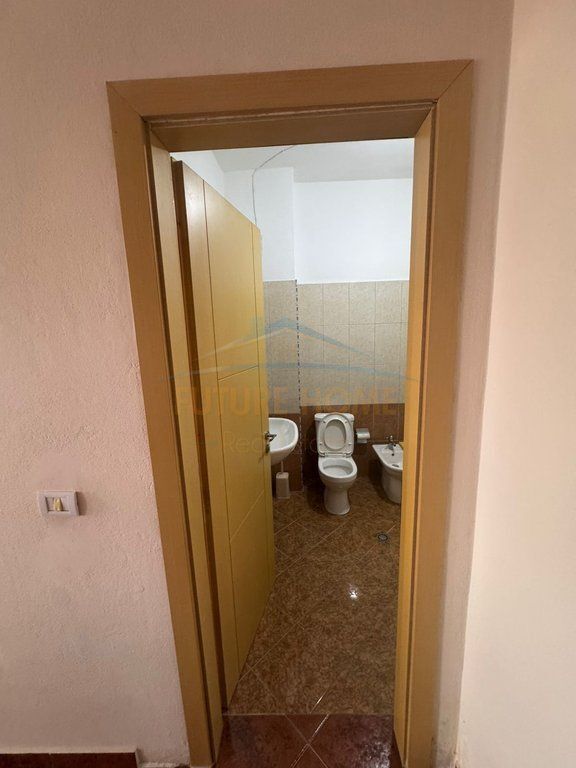 Affitto, Appartamento 1+1, Fresku, Via Dajti, Tirana