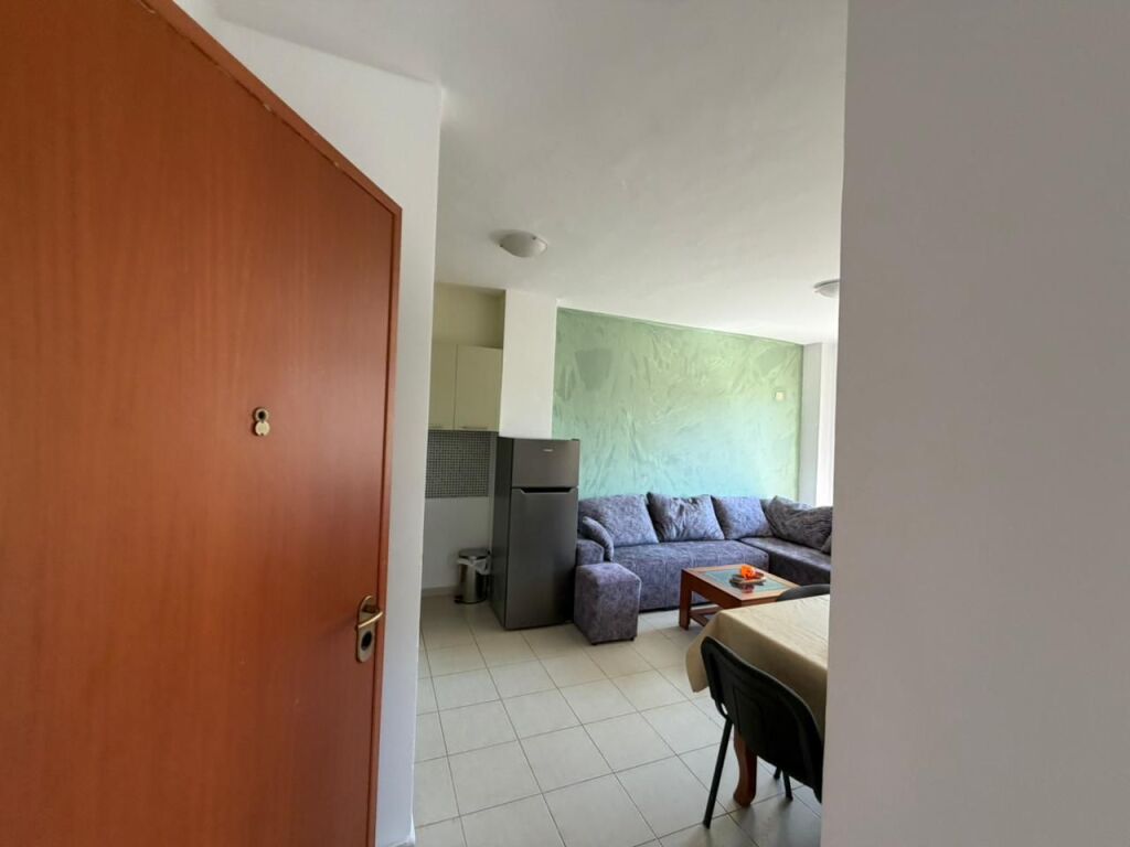 Shitet, Apartament 1+1, Tek Kompleksi Freskia – Golem