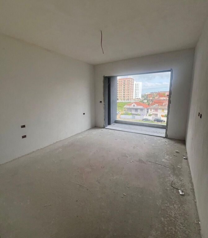 📌  OCCASIONE, Vendesi appartamento 1+1 – Porcelan