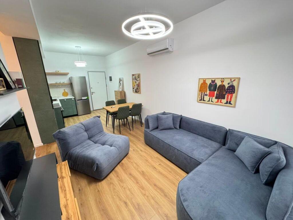 🏡 Appartamento 2+1 in affitto 📍 Ali Demi, Complesso Kadiu💰 50.000 lek/mese
