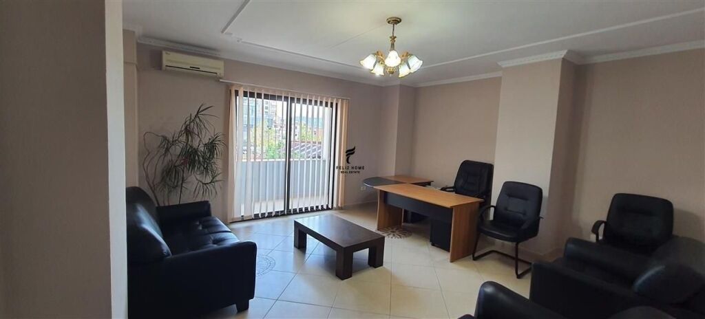 UFFICIO IN AFFITTO 160 M2 VIA KAVAJES 130.000 LEKE FH-74091
