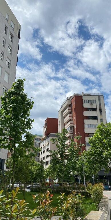 🏡 Shitet apartament 1+1  📍Bulevardi Migjeni