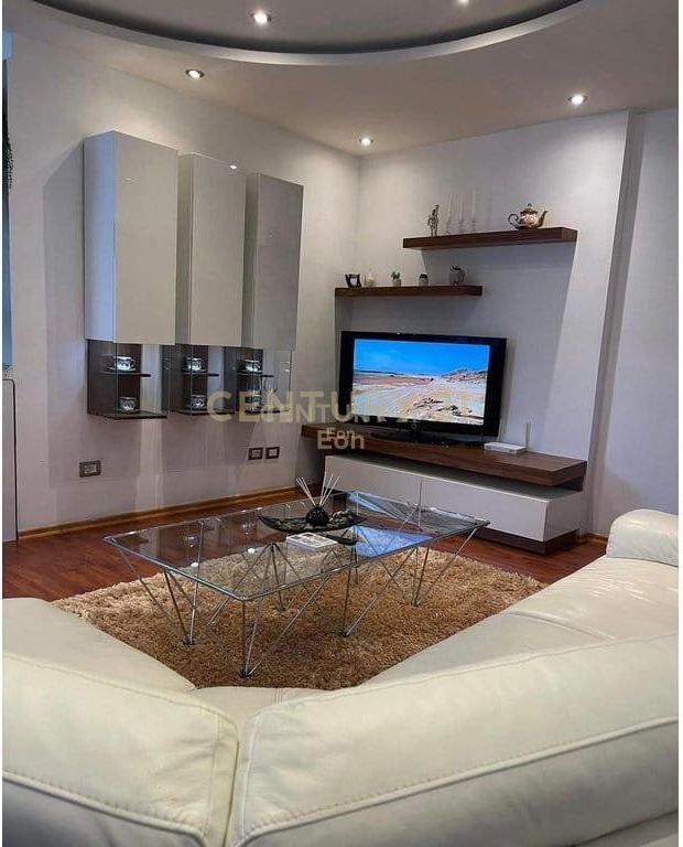 SHITET APARTAMENT 50M LARG DETIT TE SHKEMBI I KAVAJES, DURRES !!!