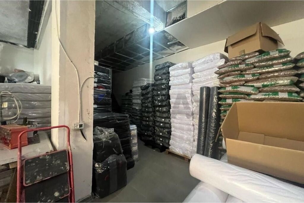 MAGAZZINO IN VENDITA A SHARRE PRUSH