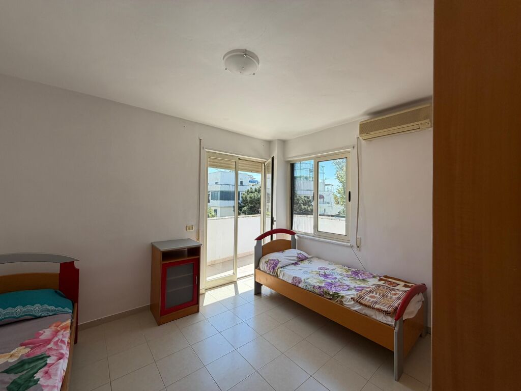 Shitet, Apartament 1+1, Tek Kompleksi Freskia – Golem