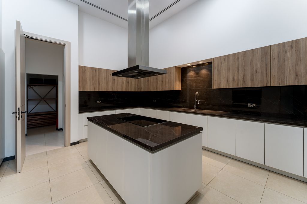 Super Luxury Villa for Sale with Pool – An Elite Residence