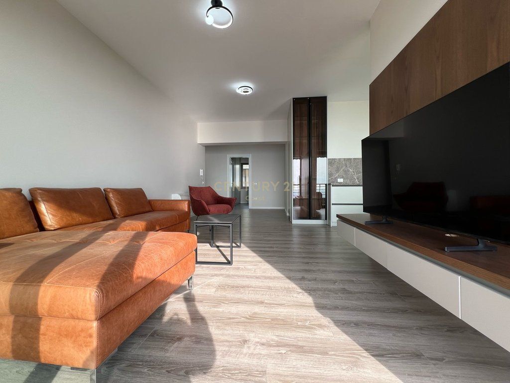 APARTAMENT LUKSOZ 2+1+2 PER QIRA, PAMJE TOTALE DETI NE UJE TE FTOHTE ,VLORE !