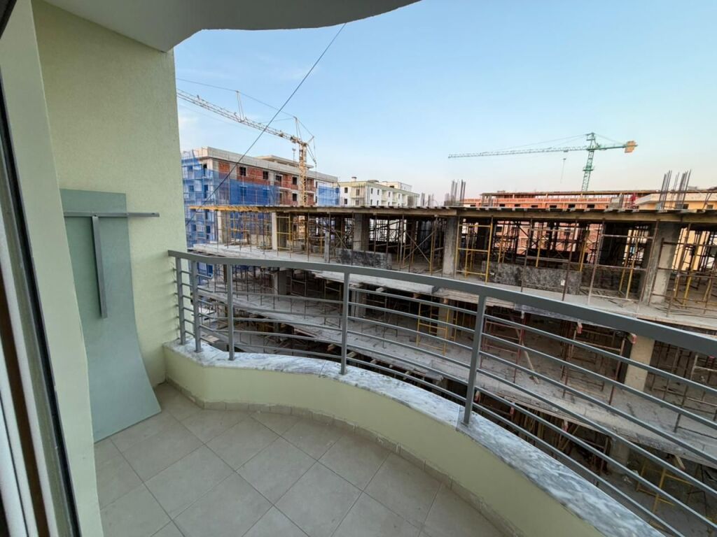 Shitet, Apartament 1+1, Tek Hotel Flower – Golem.