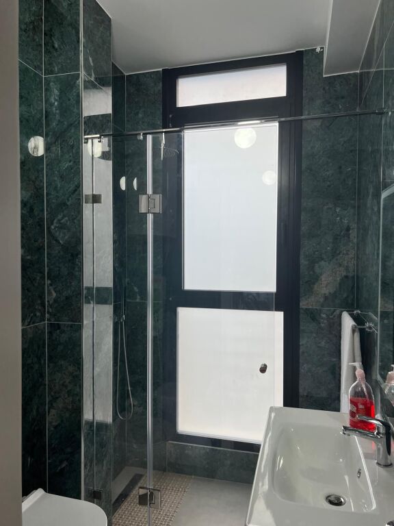 🏡✨ In affitto – Appartamento 2+1+2 presso Hotel Salvadore, Vlore! 🌊☀️