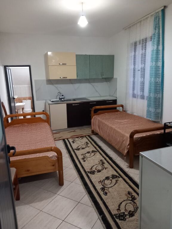 MONOLOCALE 22000 LEKE.JORDAN MISJA