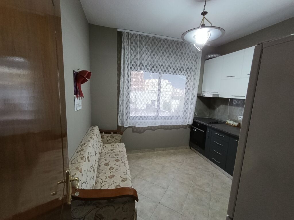 Casa in Affitto 3+2