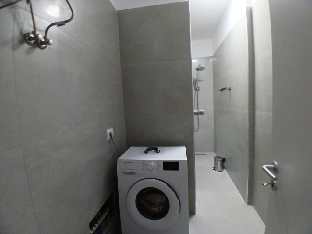 1+1, i mire mobiluar,zog i zi,680 mije leke