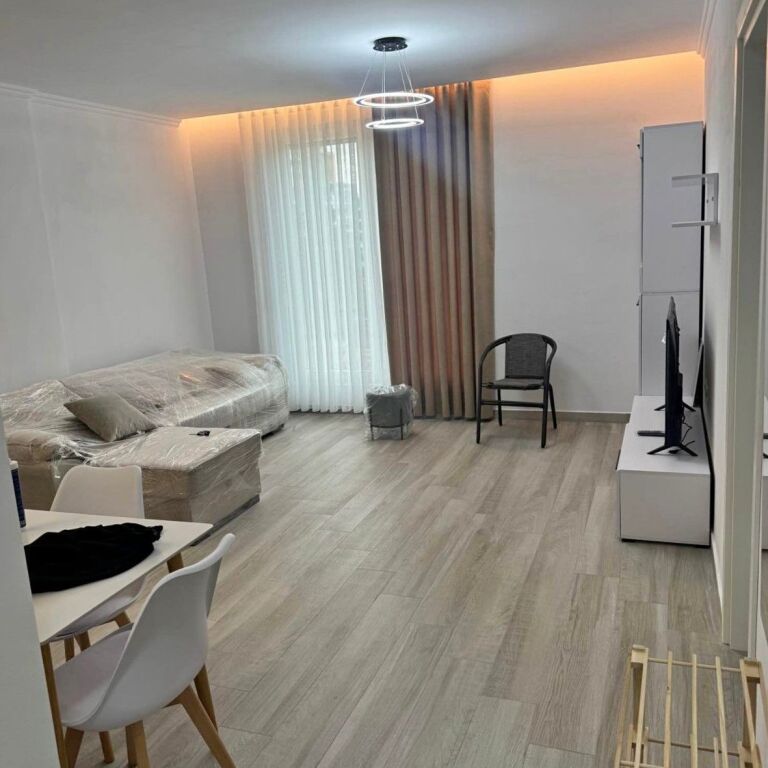 🏡 Jepet me Qira Apartament 1+1 – Rruga Jordan Misja ✨