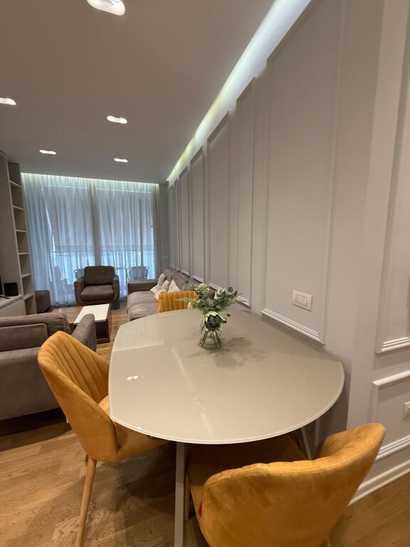 Appartamento 3+1 in affitto a Kika 2, Komuna e Parisit,
