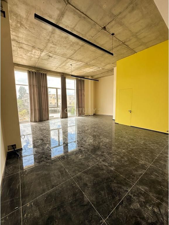 Nuovo Viale - Locale Commerciale in Affitto 170m2 presso il Complesso Bermon