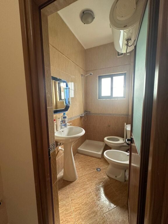 Villa floor for rent in Allias (2+1)