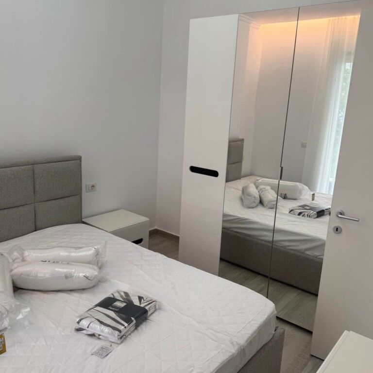 🏡 Jepet me Qira Apartament 1+1 – Rruga Jordan Misja ✨