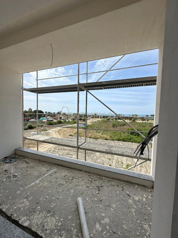 Apartament 2+1+2+post parkimi me pamje deti per shitje tek Gjiri i Lalzit !