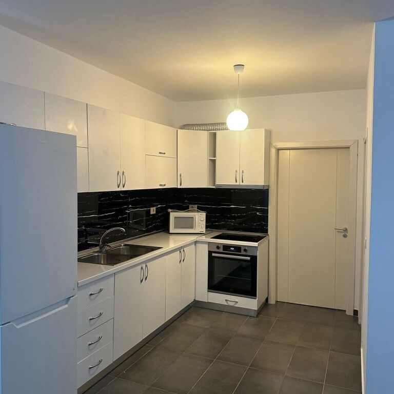 🏡 Appartamento 1+1 in Affitto – Complesso Tom Doshi, Shkozë ✨