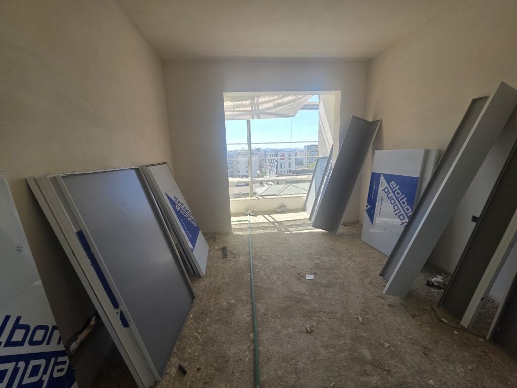 Pran Unazës Vogel Rruga Jordan Misja Shitet Apartament 2+1+2