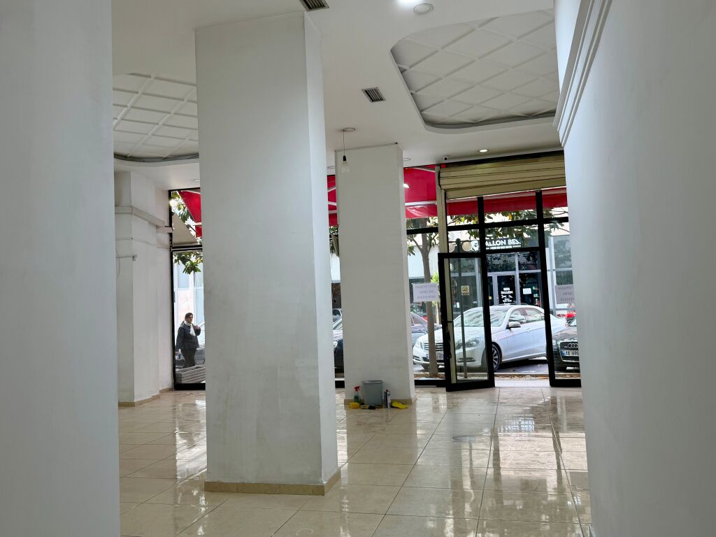 AMBIENTE IN AFFITTO A ASTIR