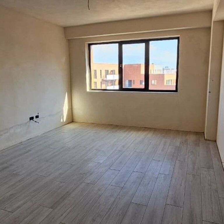 🏢 Shitet Apartament 1+1 – Urban Gate, Tiranë ✨