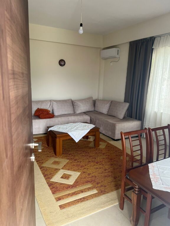 Casa 1+1 in affitto a Selite