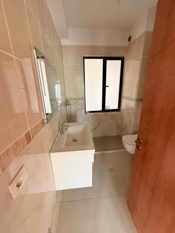 APARTAMENT 2+1 PËR SHITJE TEK MBIKALIMI I KRISTALIT Komuna e Parisit​