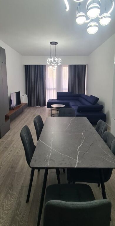 🏡 Appartamento 1+1 in affitto nel complesso moderno Urban Gate, una residenza che offre tranquillità, sicurezza e massimo comfort per vivere.