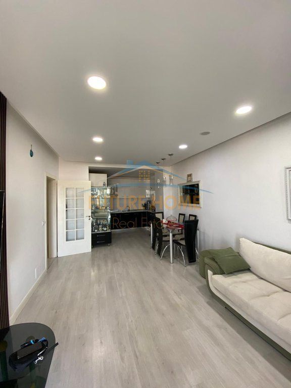 Affitto, Appartamento 1+1, Bivio di Kamza, Tirana.