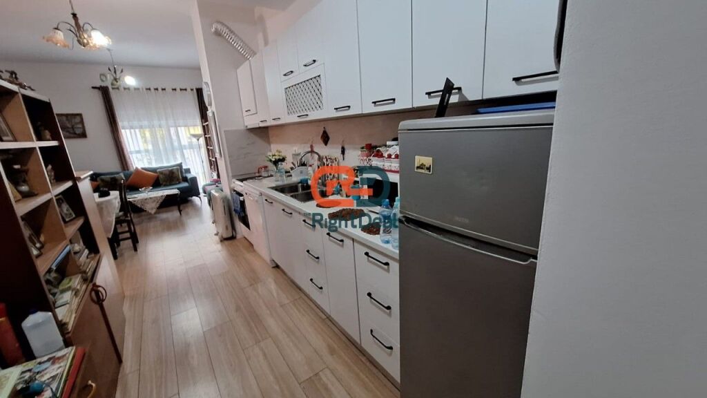 Tek Kompleksi Mangalem 21, Shitet Apartament 2+1 Ideal Per Banim !!